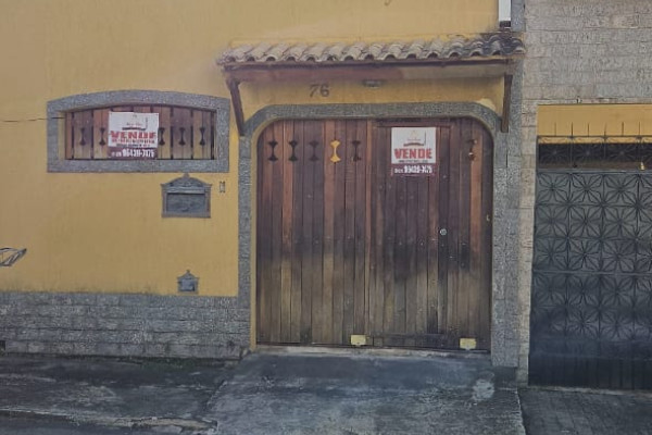 Vendo Excelente Casa em Realengo